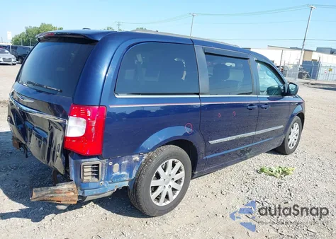 2015 Chrysler Town & Country Touring из США, поврежденный, VIN 2C4RC1BG7FR609132